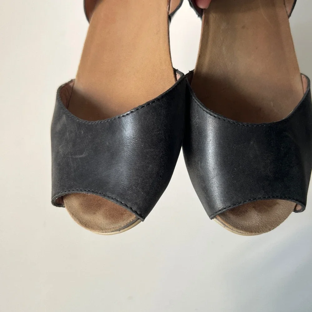 Dansko Vera Peep Toe Slingback Wedge Sandals Size 37 Black Leather Comfort Shoes